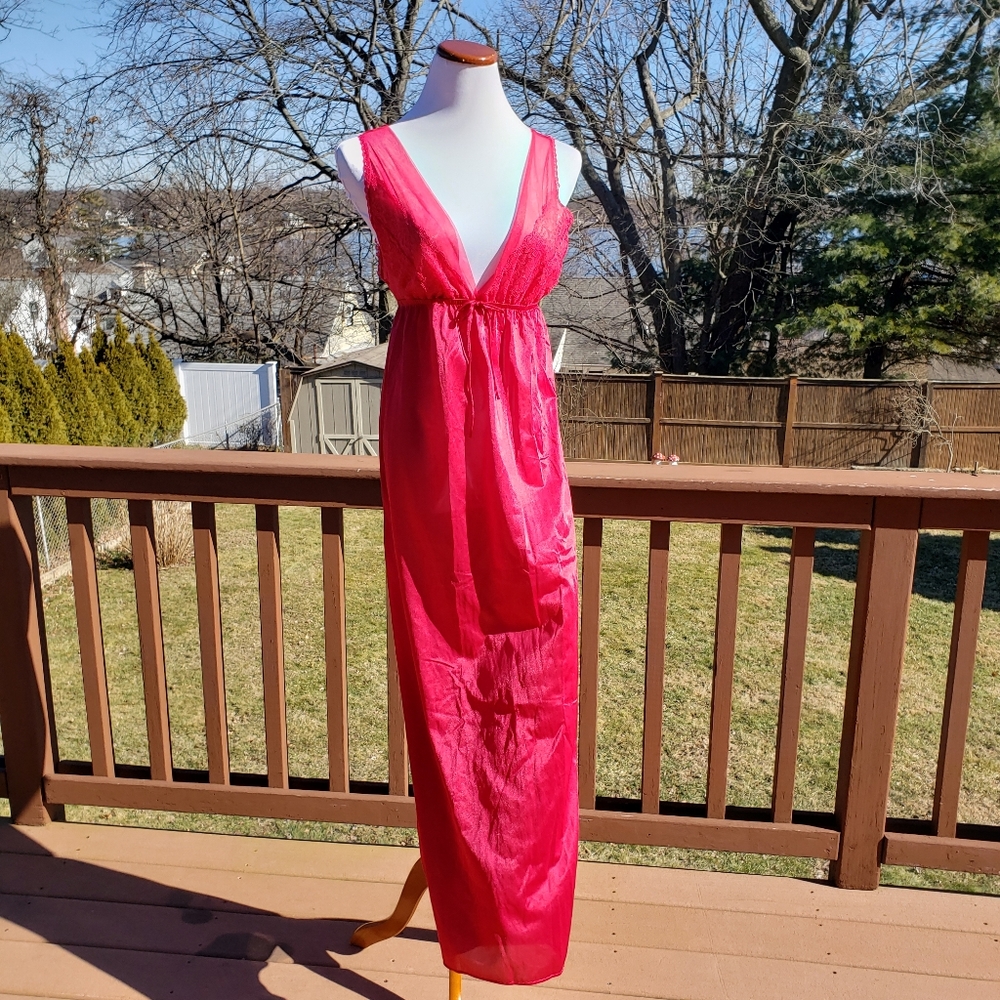VINTAGE Pinup Nightgown Negligee Lingerie Balletcore Pink… - Picture 11 of 15